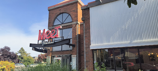 Photo of MeeT on Blanshard - 797 Hillside Ave #10, Victoria, BC V8T 1Z5